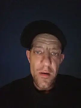 Snapshot of billcracky chatting on 07/09/26, 10:08 billcracky online show from 07/09/26, 10:08