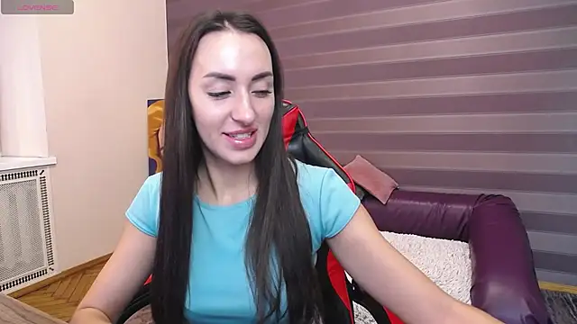 JenniferStone online show from 10/28/25, 07:56