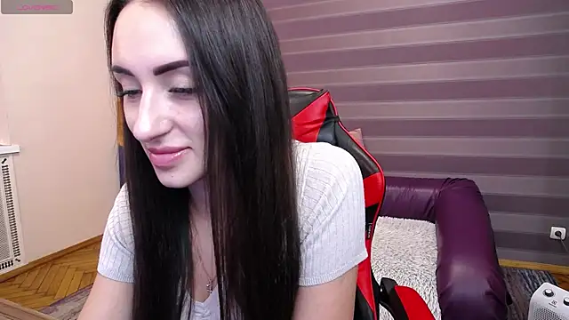 JenniferStone online show from 11/21/25, 07:51