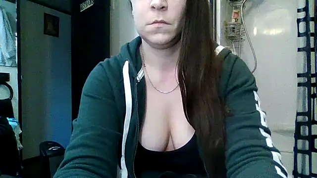 Snapshot of mrstoxox4594 chatting on 02/27/25, 11:37 mrstoxox4594 online show from 02/27/25, 11:37