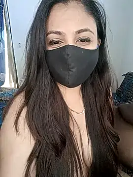 Snapshot of neha_rohan12 chatting on 11/20/25, 09:20 neha rohan12 online show from 11/20/25, 09:20