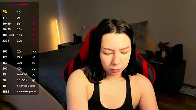 Snapshot of meganluss chatting on 03/27/26, 03:01 meganluss online show from 03/27/26, 03:01