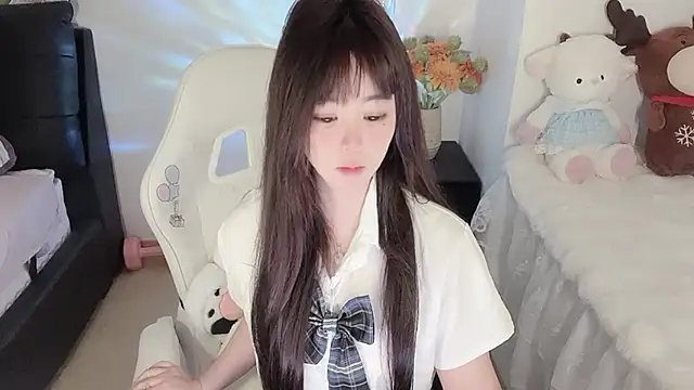 Milla-z online show from 09/21/25, 07:32