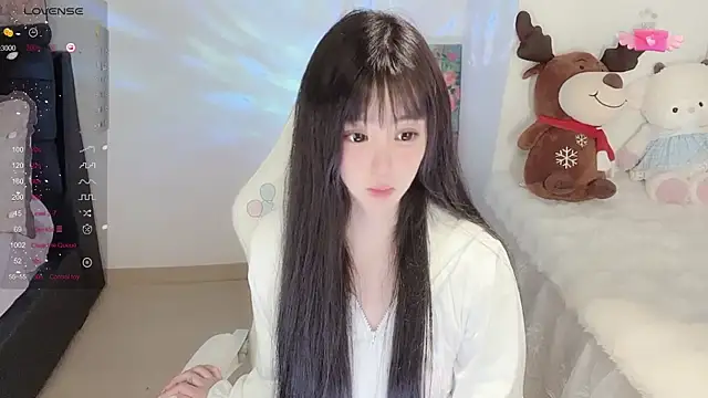 Milla-z online show from 11/17/25, 03:23