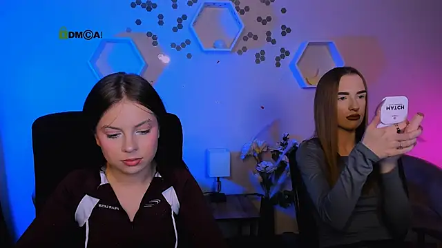 doll vey online show from 11/24/25, 07:57