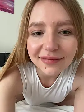 EvaBrooklyn online show from 03/02/25, 02:32