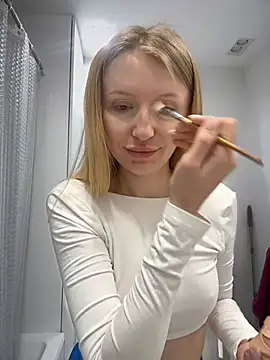 EvaBrooklyn online show from 03/09/25, 01:26