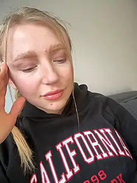 EvaBrooklyn online show from 03/14/25, 02:08