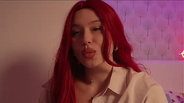 Snapshot of ElliSweetTease chatting on 10/16/25, 04:02 ElliSweetTease online show from 10/16/25, 04:02