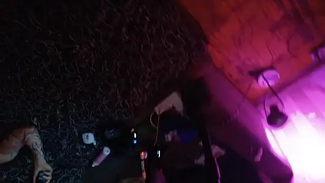 Snapshot of All_Myself chatting on 03/03/25, 02:36 All Myself online show from 03/03/25, 02:36