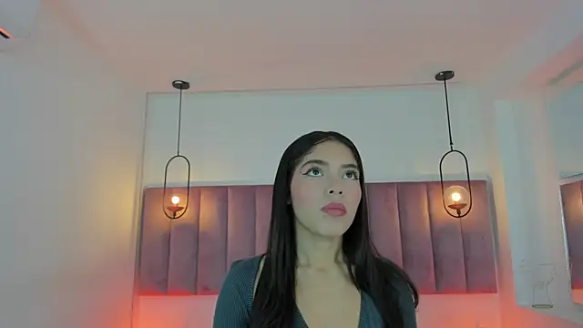 Snapshot of Haily_b chatting on 11/08/25, 07:56 Haily b online show from 11/08/25, 07:56