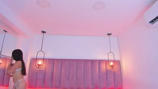 Snapshot of Haily_b chatting on 11/10/25, 07:57 Haily b online show from 11/10/25, 07:57