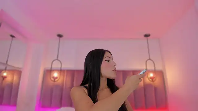 Snapshot of Haily_b chatting on 12/04/25, 07:55 Haily b online show from 12/04/25, 07:55