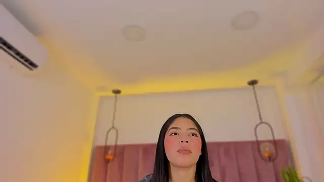 Haily b online show from 03/12/26, 08:04