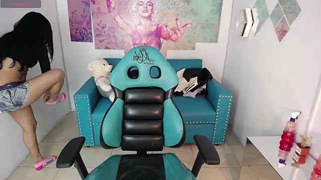 Sarah evansm online show from 09/18/25, 07:27