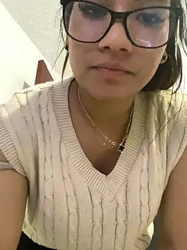 Snapshot of yousweet-Scarett chatting on 09/24/25, 11:30 yousweet-Scarett online show from 09/24/25, 11:30