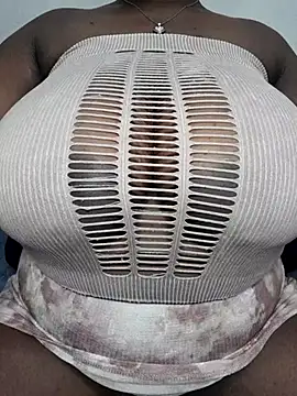 Snapshot of wamie12 chatting on 03/14/25, 05:27 wamie12 online show from 03/14/25, 05:27