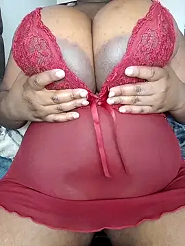 Snapshot of wamie12 chatting on 09/14/25, 07:07 wamie12 online show from 09/14/25, 07:07