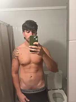 shuki0101 online show from 02/13/26, 03:30