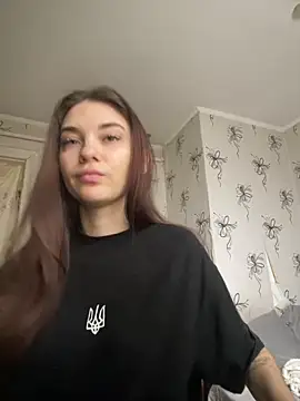 Snapshot of MrrKate chatting on 03/04/25, 10:24 MrrKate online show from 03/04/25, 10:24