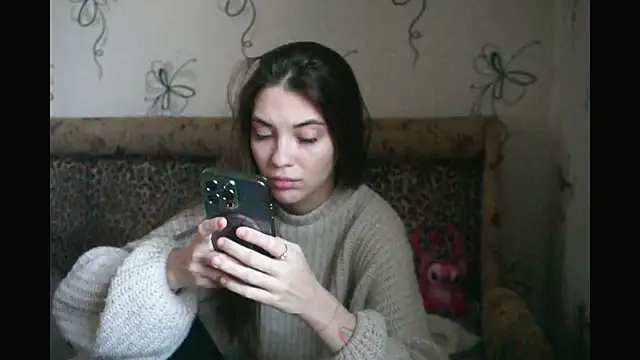 Snapshot of MrrKate chatting on 03/08/25, 09:50 MrrKate online show from 03/08/25, 09:50