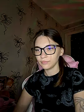 Snapshot of MrrKate chatting on 10/01/25, 01:22 MrrKate online show from 10/01/25, 01:22