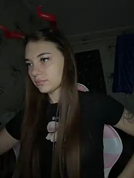 Snapshot of MrrKate chatting on 11/02/25, 02:14 MrrKate online show from 11/02/25, 02:14