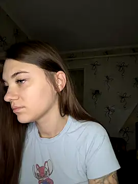 Snapshot of MrrKate chatting on 11/26/25, 02:01 MrrKate online show from 11/26/25, 02:01