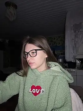 Snapshot of MrrKate chatting on 12/02/25, 01:55 MrrKate online show from 12/02/25, 01:55