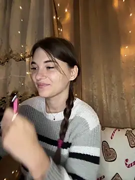 Snapshot of MrrKate chatting on 12/20/25, 09:44 MrrKate online show from 12/20/25, 09:44