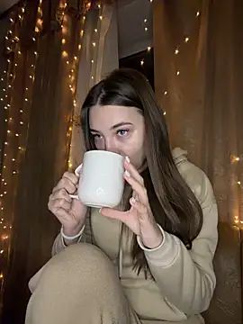 Snapshot of MrrKate chatting on 02/19/26, 12:06 MrrKate online show from 02/19/26, 12:06