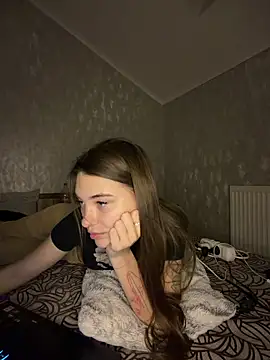 Snapshot of MrrKate chatting on 04/06/26, 12:41 MrrKate online show from 04/06/26, 12:41