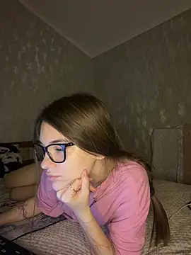 Snapshot of MrrKate chatting on 04/08/26, 01:05 MrrKate online show from 04/08/26, 01:05