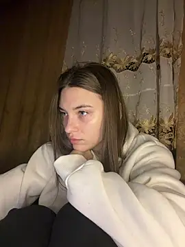 Snapshot of MrrKate chatting on 04/21/26, 01:42 MrrKate online show from 04/21/26, 01:42