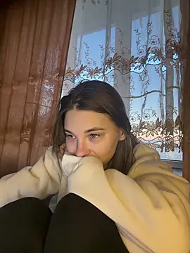 Snapshot of MrrKate chatting on 04/21/26, 02:51 MrrKate online show from 04/21/26, 02:51