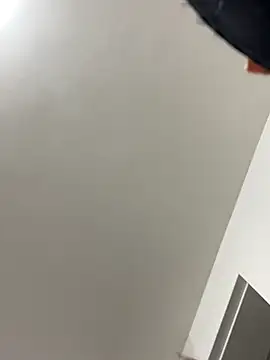 Snapshot of Madisson-Rivas chatting on 11/25/25, 05:46 Madisson-Rivas online show from 11/25/25, 05:46