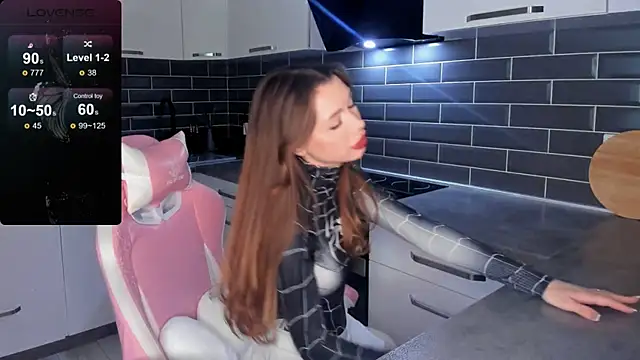 EmmaVictori1 online show from 04/10/26, 06:40