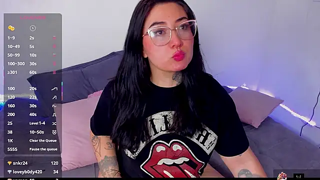 Snapshot of Curvybaddie99 chatting on 01/08/26, 07:21 Curvybaddie99 online show from 01/08/26, 07:21