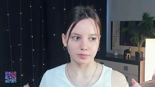 EdinaCordner online show from 03/03/25, 02:04