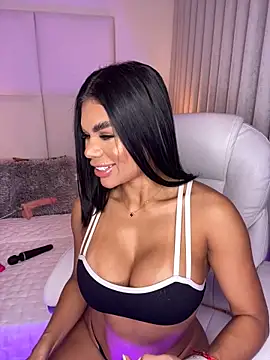 Amylewisq online show from 03/11/25, 12:11