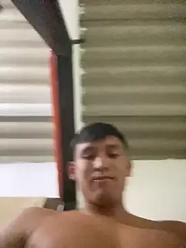 Snapshot of Babyalienqm chatting on 12/16/25, 08:08 Babyalienqm online show from 12/16/25, 08:08