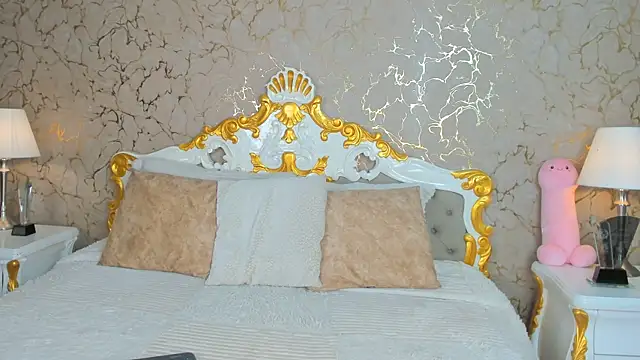 ScarlettWallace online show from 03/11/25, 07:25