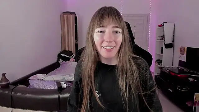 Snapshot of bekkawell chatting on 09/15/25, 12:16 bekkawell online show from 09/15/25, 12:16