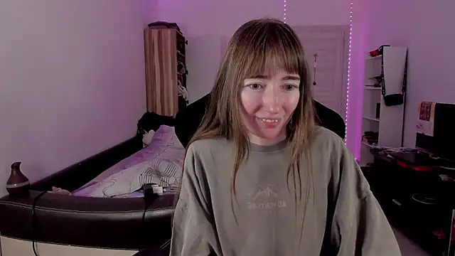 Snapshot of bekkawell chatting on 09/16/25, 05:58 bekkawell online show from 09/16/25, 05:58