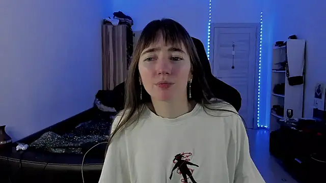 Snapshot of bekkawell chatting on 10/16/25, 05:47 bekkawell online show from 10/16/25, 05:47