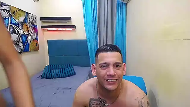 Snapshot of fuck_brutal_ chatting on 11/12/25, 12:22 fuck brutal online show from 11/12/25, 12:22