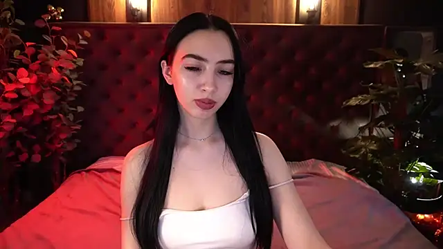 WildKittenX  online show from 02/10/26, 06:50