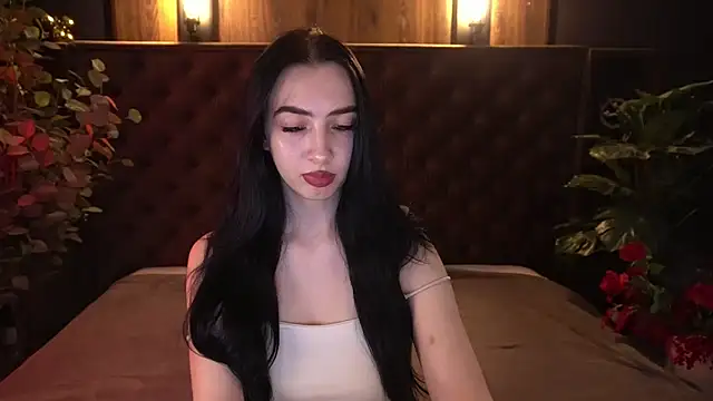 WildKittenX  online show from 04/08/26, 05:40