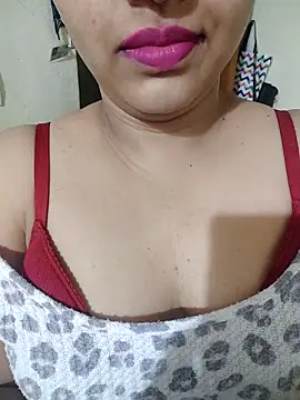 Snapshot of pallu_telgu_kannada chatting on 03/07/25, 05:17 pallu telgu kannada online show from 03/07/25, 05:17