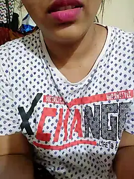 Snapshot of pallu_telgu_kannada chatting on 03/12/25, 06:44 pallu telgu kannada online show from 03/12/25, 06:44